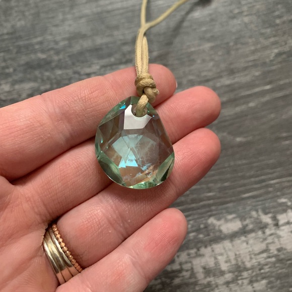 Swarovski Galet Chrysolite Pendant - Picture 4 of 5